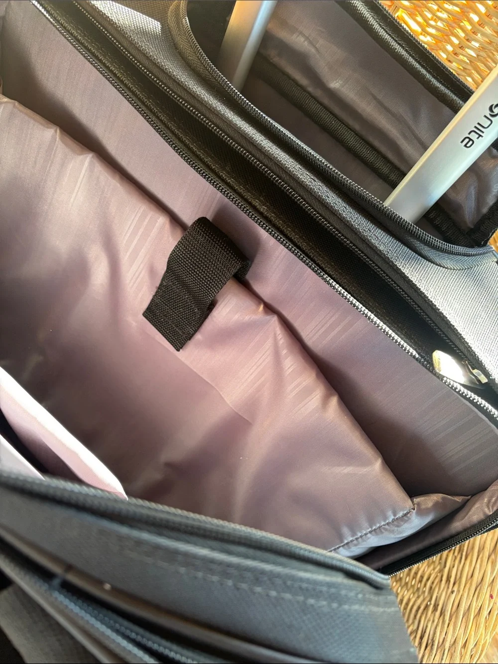Samsonite wheeled business case
